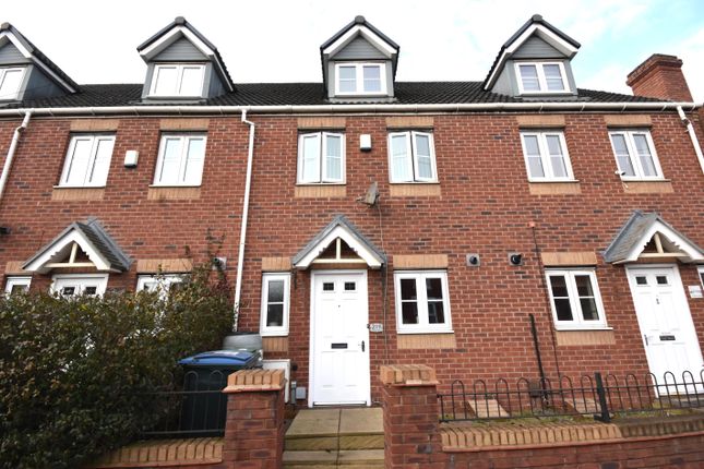 3 bedroom terraced house for sale