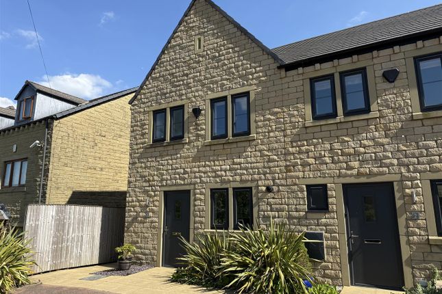 Colders Court, Holmfirth HD9 3 bed townhouse for sale