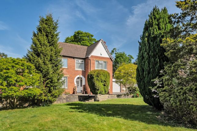 5 bed detached house