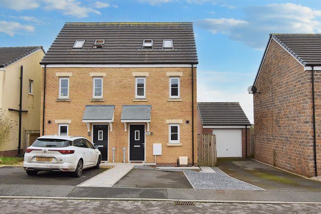 3 bedroom semi-detached house for sale