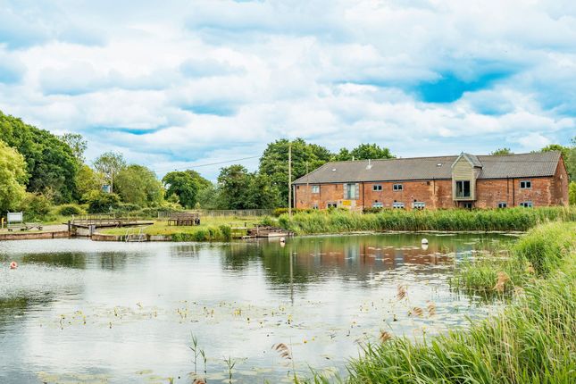 Happisburgh Road, White Horse Common 4 bed barn conversion for sale