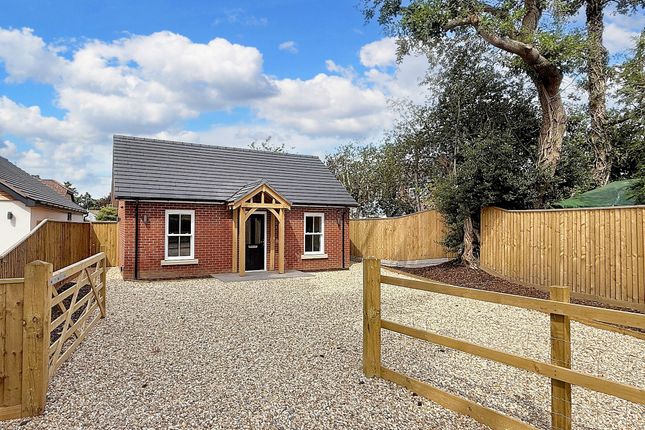 West Common, Langley, SO45 3 bed detached bungalow for sale