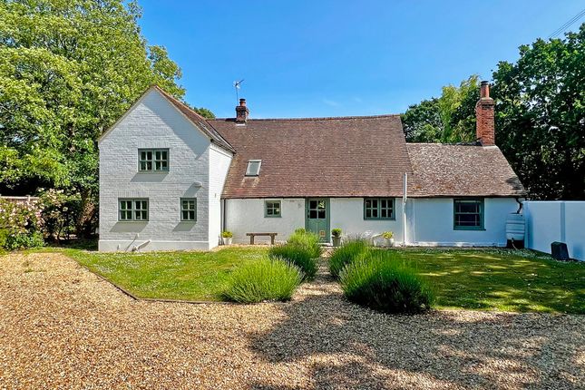 Shipton Green Lane, Chichester PO20 3 bed detached house for sale