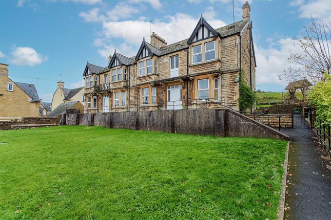 Stokes Road, Corsham 2 bed flat for sale