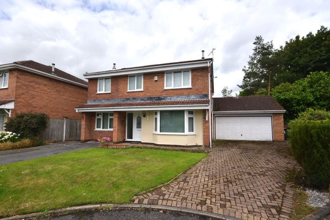 5 bed detached house