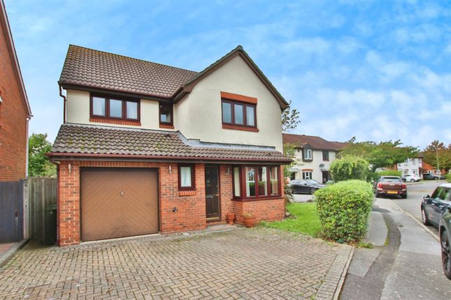 Campion Close, Warsash, Southampton 4 bed detached house for sale
