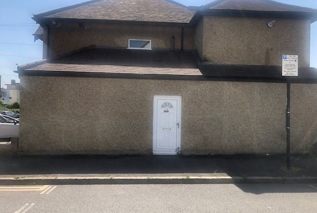 2 bed flat