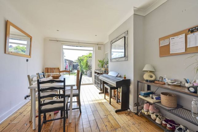 Bushey Road, Raynes Park, London, SW20 4 bed house for sale