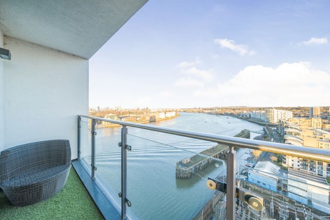 Wharf Street, Greenwich 2 bed apartment for sale
