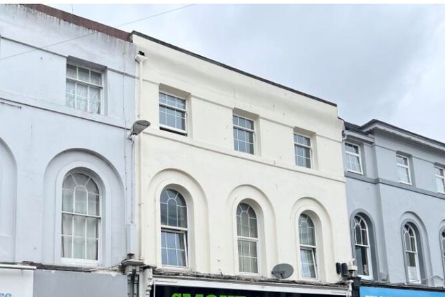 2 bed flat