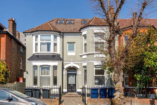 Hastings Road, London 2 bed apartment for sale