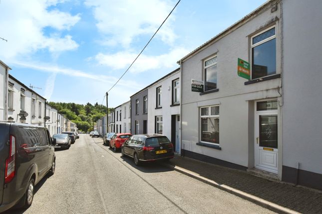 3 bed terraced house