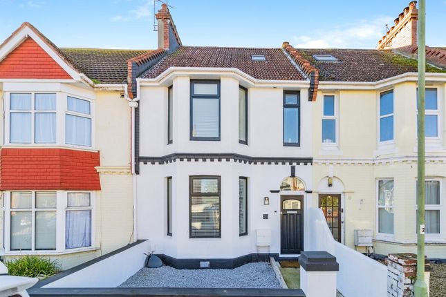 5 bed terraced house