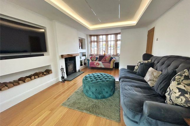 Jacobsen Avenue, Hyde, Greater... 3 bed semi