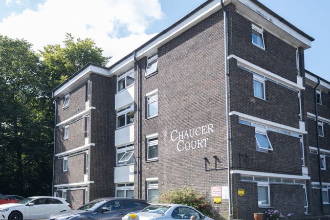 New Dover Road, Canterbury, Kent, CT1 2 bed flat for sale