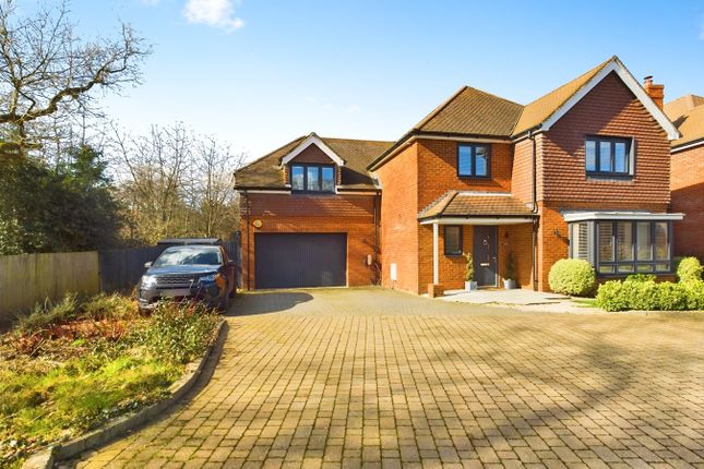 Vantage Copse, Southampton SO31 5 bed detached house for sale