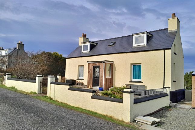 2 bed detached house