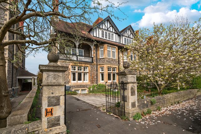 Downleaze, Stoke Bishop, Bristol, BS9 3 bed apartment for sale