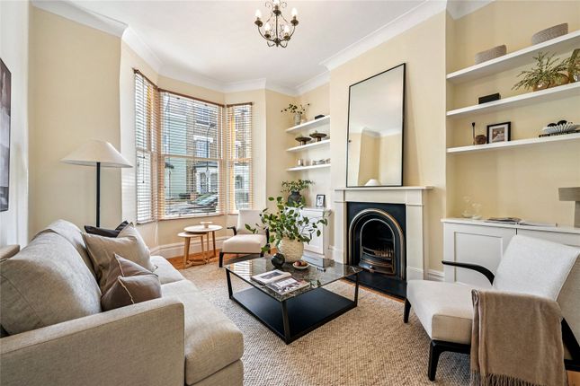 Westville Road, London, W12 2 bed maisonette for sale