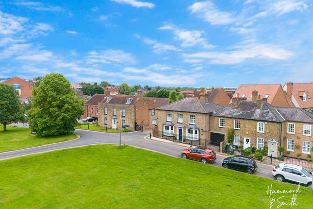 Church Hill, Epping CM16 4 bed link detached house for sale