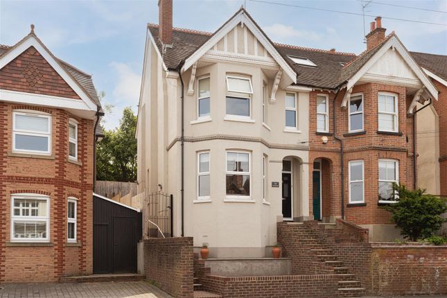 4 bed semi-detached house