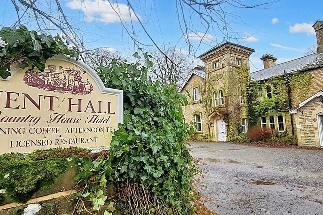 20 bed country house