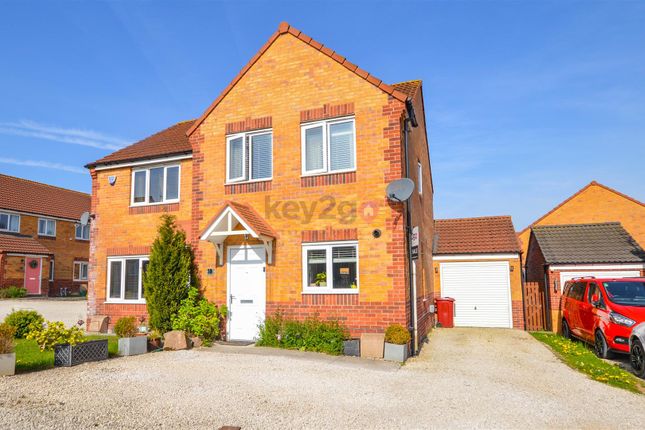 Mizzen Road, Clowne, Chesterfield, S43 3 bed semi