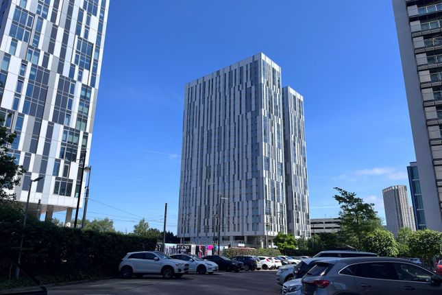 3 bed flat
