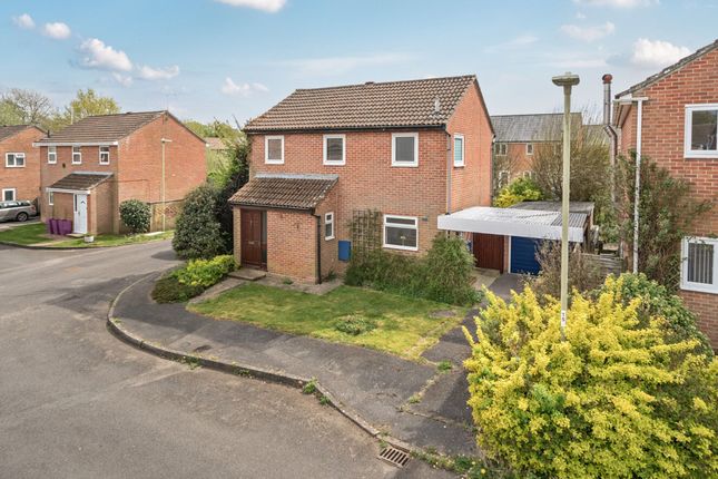 Larcombe Road, Petersfield, GU32 3 bed detached house for sale