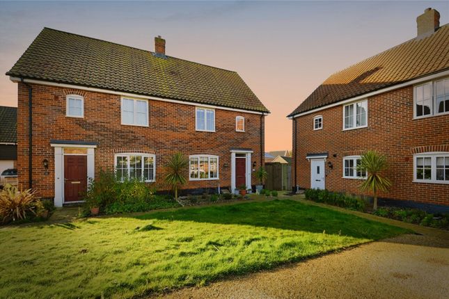 3 bedroom semi-detached house for sale