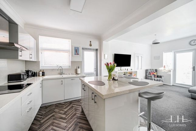 Harrow Drive, Hornchurch 5 bed bungalow for sale