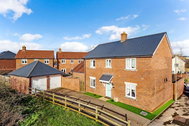 Telegraph Road, Andover 4 bed detached house for sale