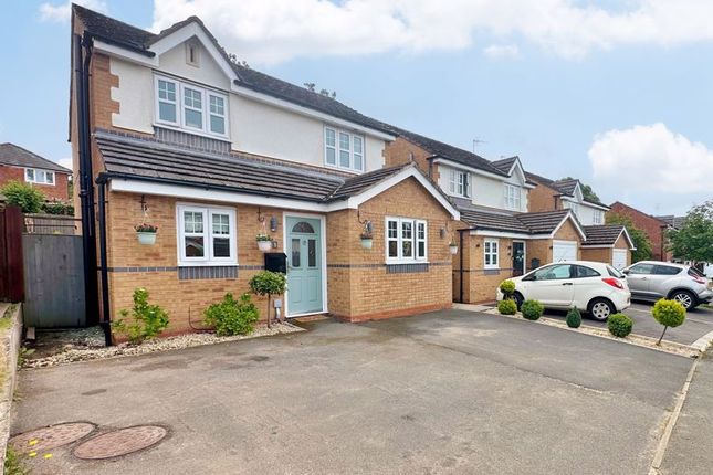 3 bed detached house