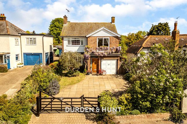 Moreton, Ongar, CM5 4 bed detached house for sale