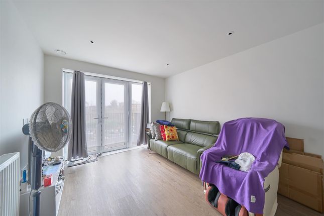 The Arches, Watford 2 bed flat for sale