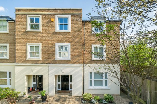 4 bed semi-detached house