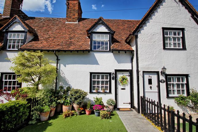 High Street, Hunsdon SG12 2 bed terraced house for sale