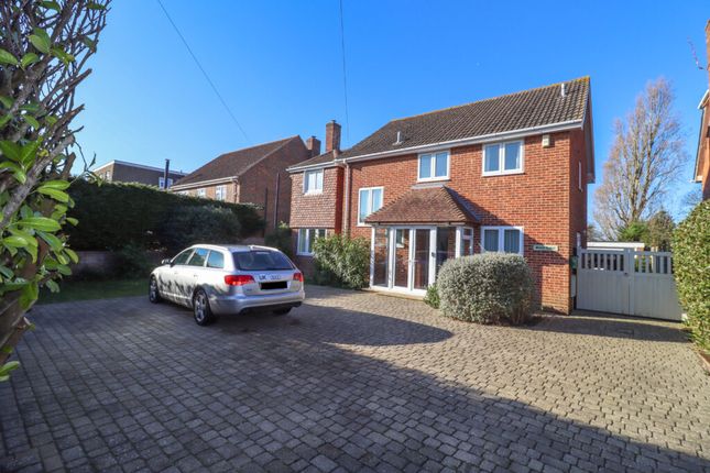 Beach Road, Hayling Island 4 bed detached house for sale