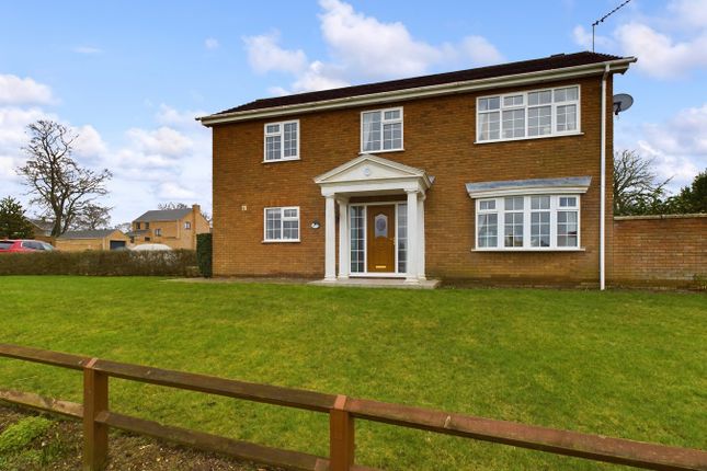 Lynn Road, Downham Market PE38 4 bed detached house for sale