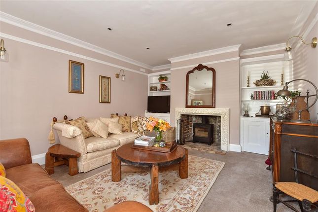 High Street, Sandwich, Kent 5 bed semi