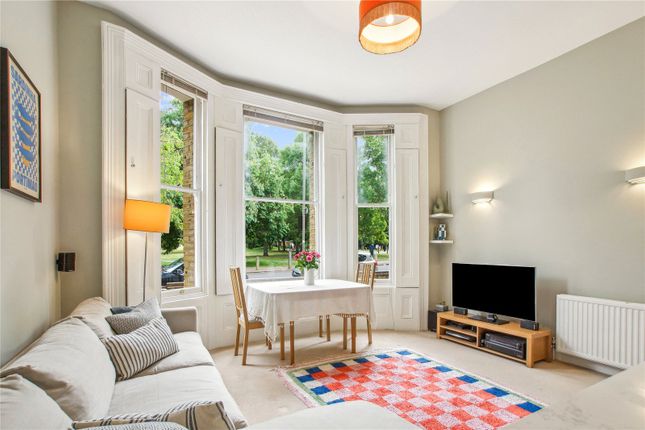 Chivalry Road, London, SW11 2 bed apartment for sale