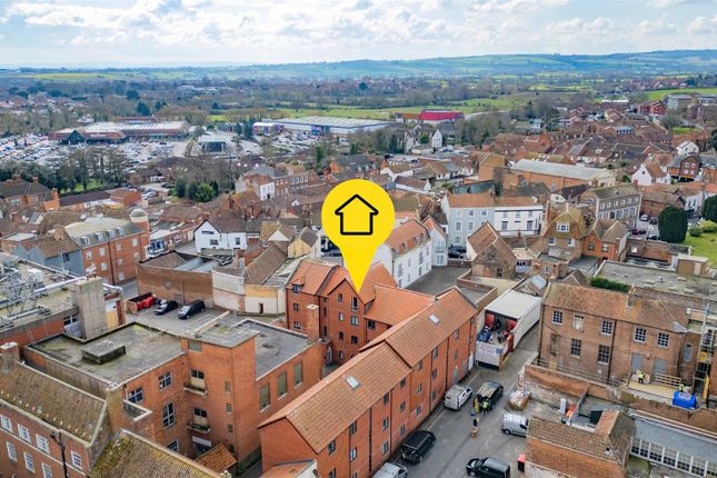 George Street, Bridgwater TA6 1 bed apartment for sale