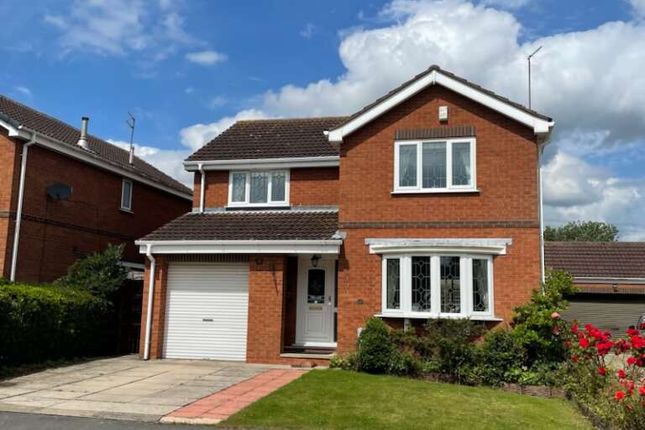 4 bed detached house