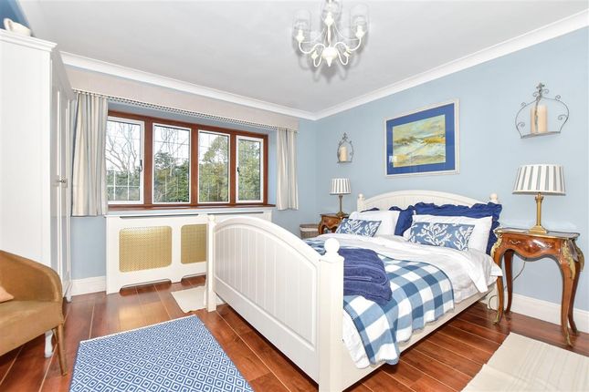 Fitzroy Avenue, Broadstairs, Kent 6 bed detached house for sale