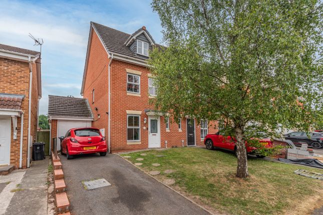 Pulman Close, Batchley, Redditch, B97 3 bed semi