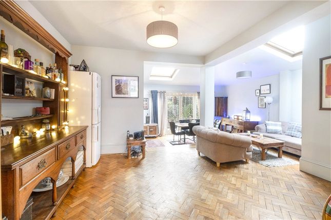 Hardwicke Road, London, W4 4 bed detached house for sale