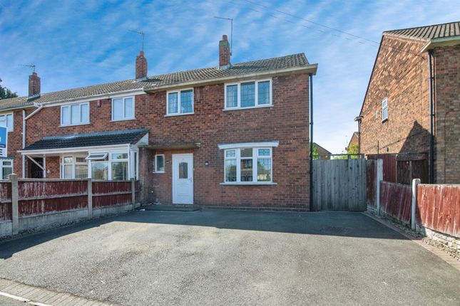 4 bedroom end of terrace house for sale