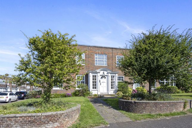 The Upper Drive, Hove 2 bed apartment for sale