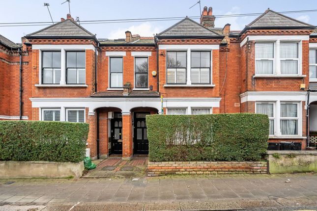 Franciscan Road, Tooting Bec, London... 2 bed flat for sale