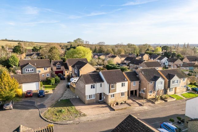 Carters Close, Newport Pagnell MK16 5 bed detached house for sale